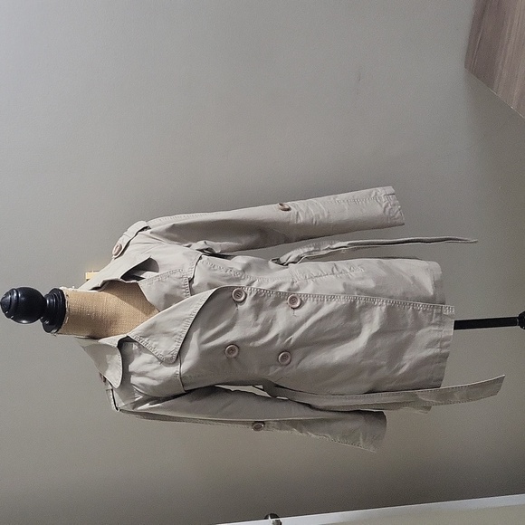 100% Cotton Beige Cream Trench Coat/Jacket in Size Small - Picture 1 of 14